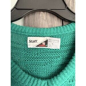 Staff Wilson Vintage Woman’s Sweater Size Large